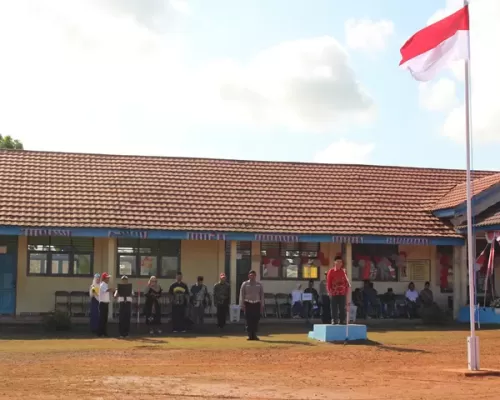 UPACARA MEMPERINGATI KEMERDEKAAN RI KE 78 DI LINGKUNGAN PT .